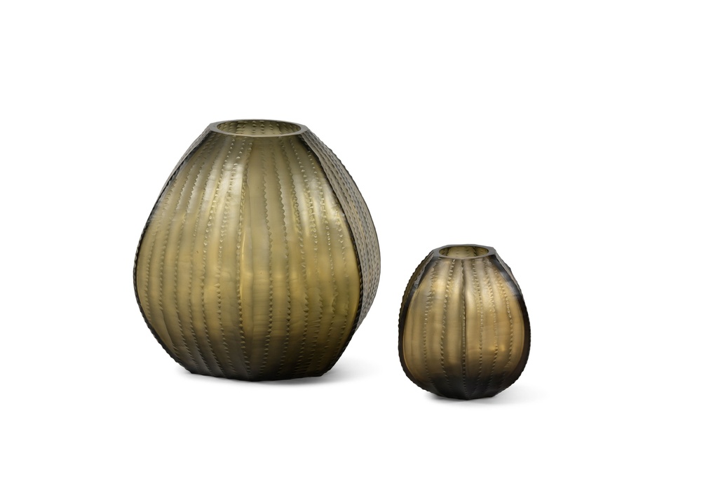 Mouthblown vase handcutted light smoke small - Ø16 x 14 cm - p 1/4